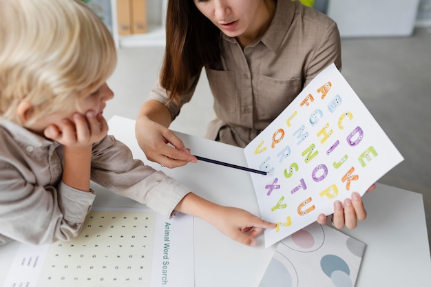 Benefits of Bilingual Preschool Education for Early Childhood Development