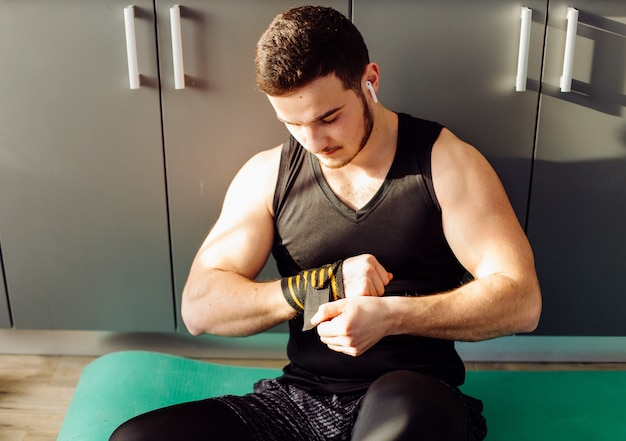 Maximizing Muscle Recovery with BCAA Supplements